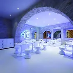 Youme Design Place Hotel